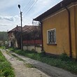 Tre proprietà adiacenti in vendita vicino a Lovech