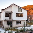 Casa a tre piani in vendita ai piedi della montagna di Stara Planina