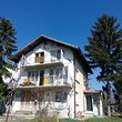 Casa a tre piani in vendita vicino a Sofia