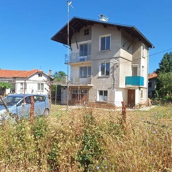 Case in Pernik