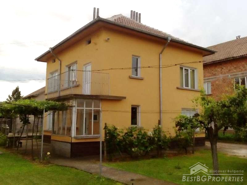 Due case in vendita a Krivodol