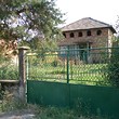 Due case in vendita su un terreno condiviso di terreno nei pressi di Vidin