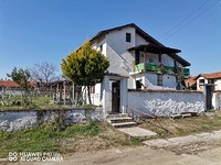 Casa a due piani in vendita vicino a Haskovo