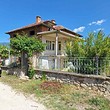 Casa a due piani in vendita vicino a Karlovo