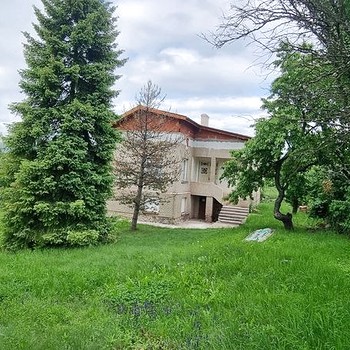 Case in Pernik