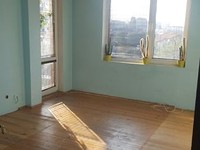 Meraviglioso appartamento con due camere da letto con un garage in vendita a Sofia