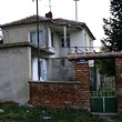 Casa abitabile in vendita vicino Elhovo