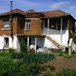 Casa di 2 piani in vendita vicino Elhovo