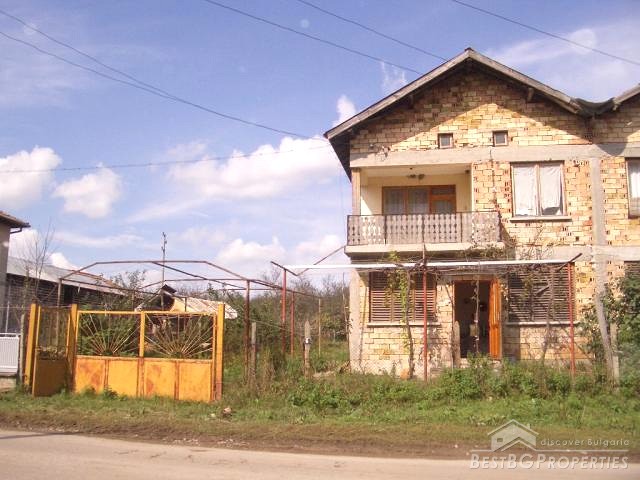 Casa bifamiliare vicino Omurtag