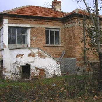 House In The Town Of Elhovo