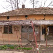 Casa, casa estiva, garage e il giardino grande sul prezzo attraente