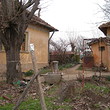 Casa, casa estiva, garage e il giardino grande sul prezzo attraente