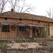 Casa, casa estiva, garage e il giardino grande sul prezzo attraente