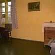 Casa, casa estiva, garage e il giardino grande sul prezzo attraente