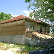 Sandanski vicino rurale vecchio di casa