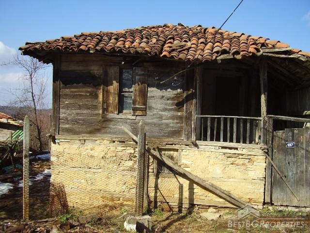 Vecchia casa rurale di montagna in vendita 