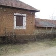 Il fiume vicino della proprietà