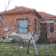 La proprietà il fiume vicino piccolo