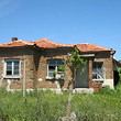 Casa rurale con il giardino grande