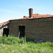Casa rurale con il giardino grande