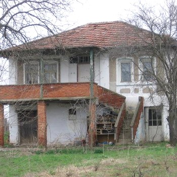 Casa spaziosa ad un prezzo buono !