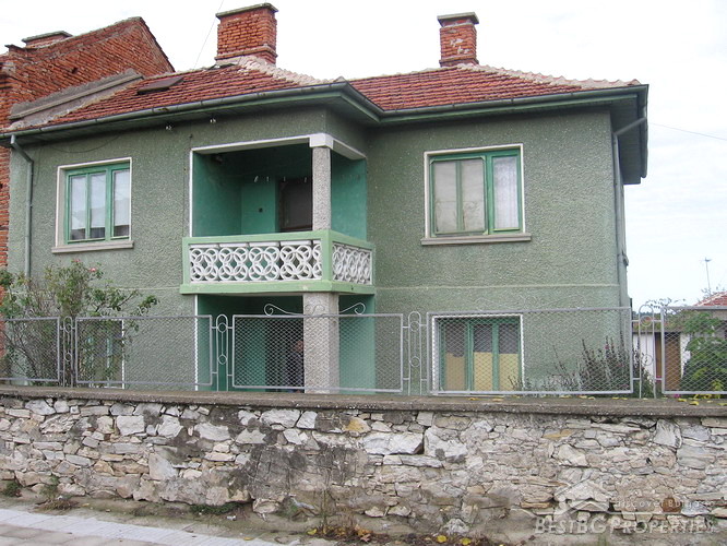 Casa spaziosa nel centro commerciale di Topolovgrad
