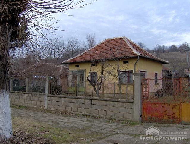 Piccola casa in vendita vicino a Pleven