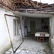 Due casa di piano con il giardino grande
